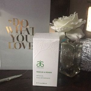 Arbonne Rescue & Renew Detox Oil